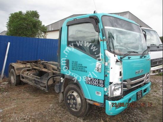Picture of ISUZU NPR75UKH