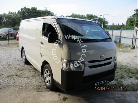 Picture of TOYOTA HIACE PANEL VAN 2.5