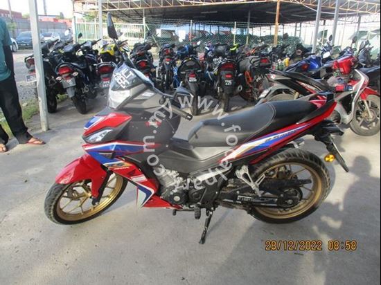 Focal Park. HONDA RS150R FS150FL/RS150R TRICO FS150FL3